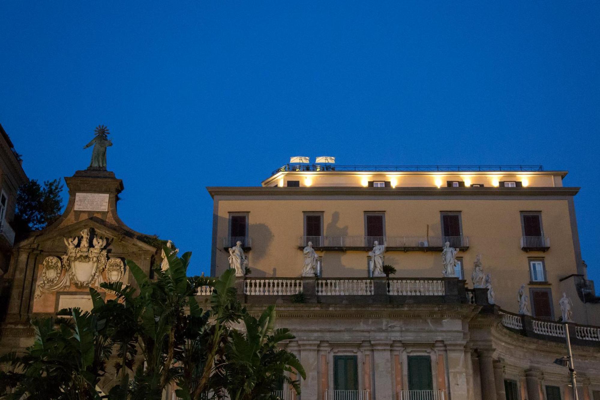 Galleria Port'Alba - Suites & Rooftop Napoli Ngoại thất bức ảnh